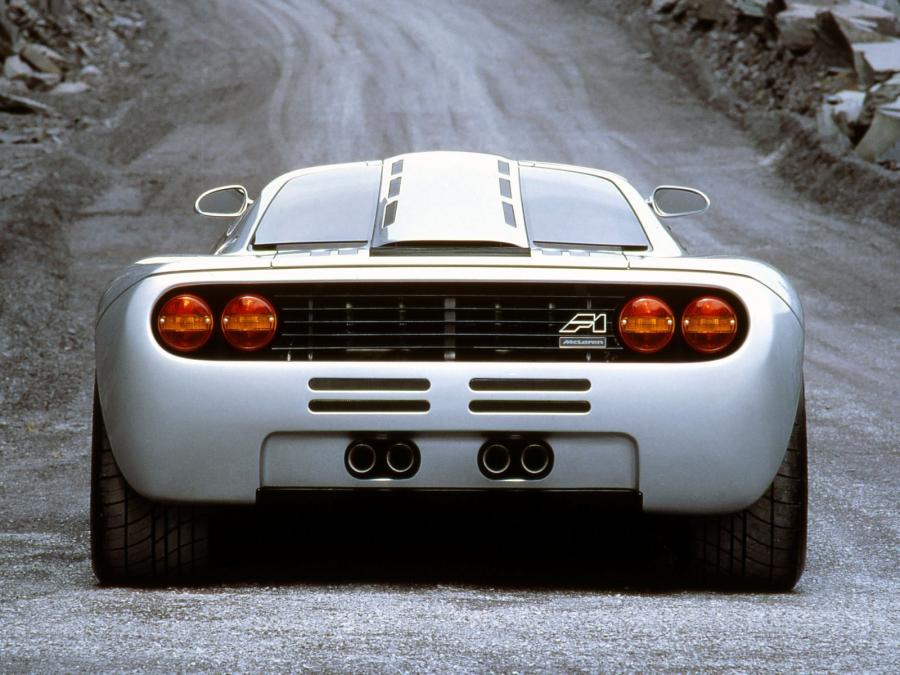  McLaren F1 Clinic Model 1992 года  (фото 8 из 16)